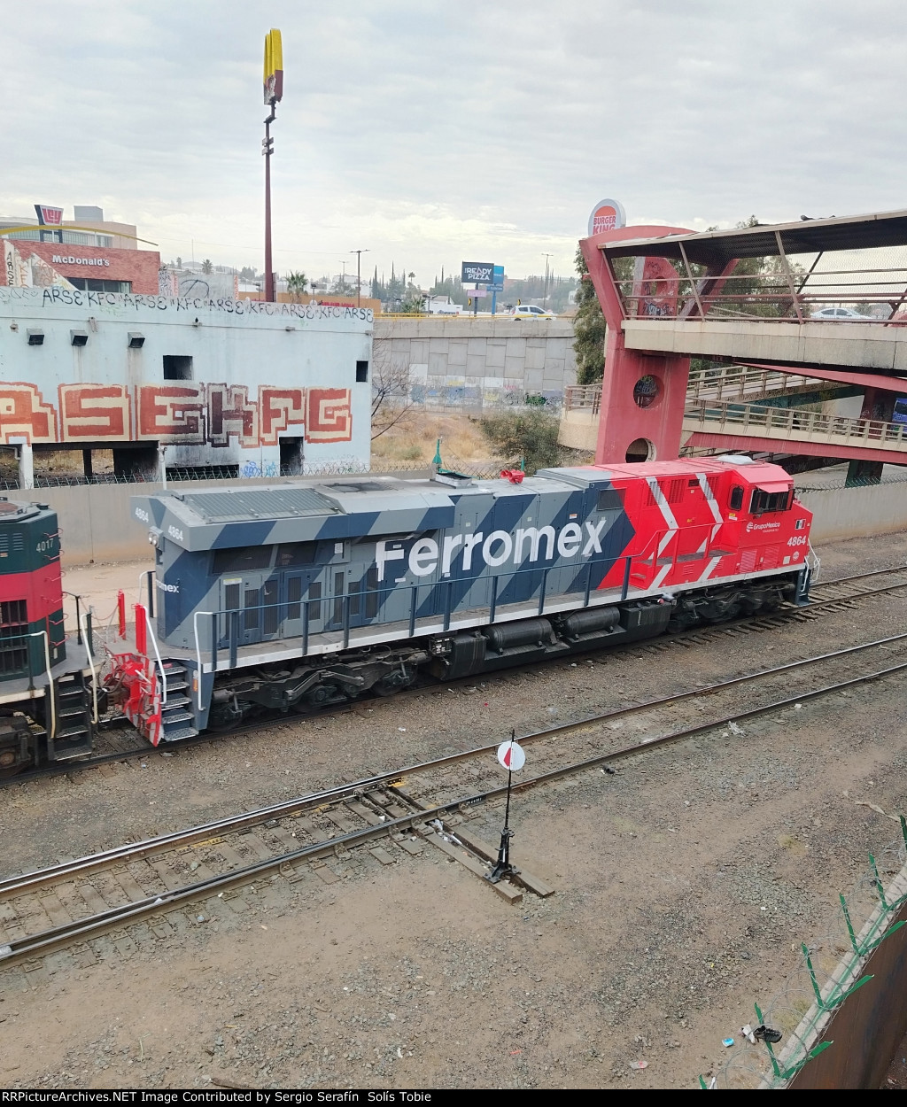 FXE 4864